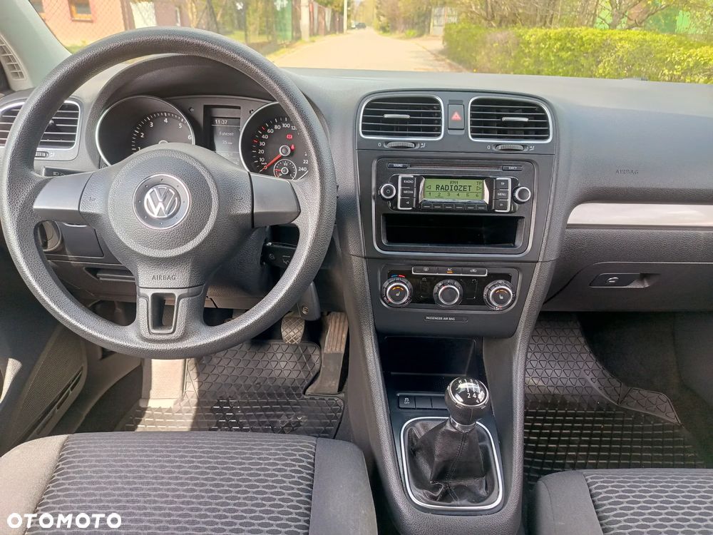 Volkswagen Golf 1.2 TSI Style - 27