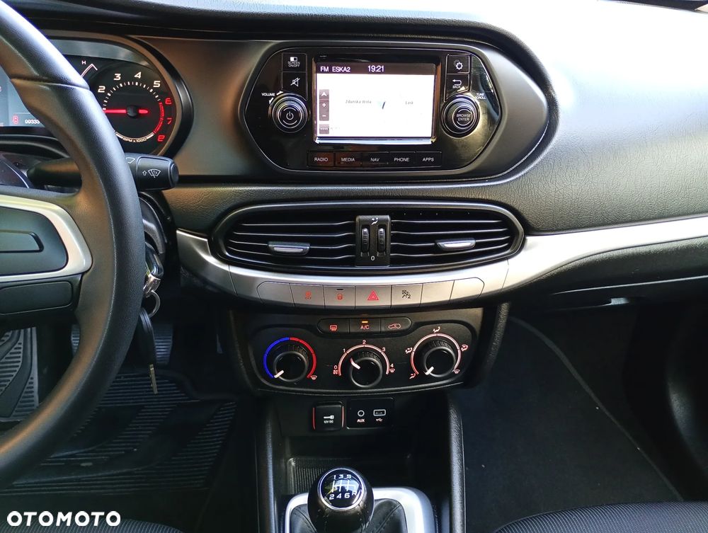 Fiat Tipo 1.4 16V More - 19