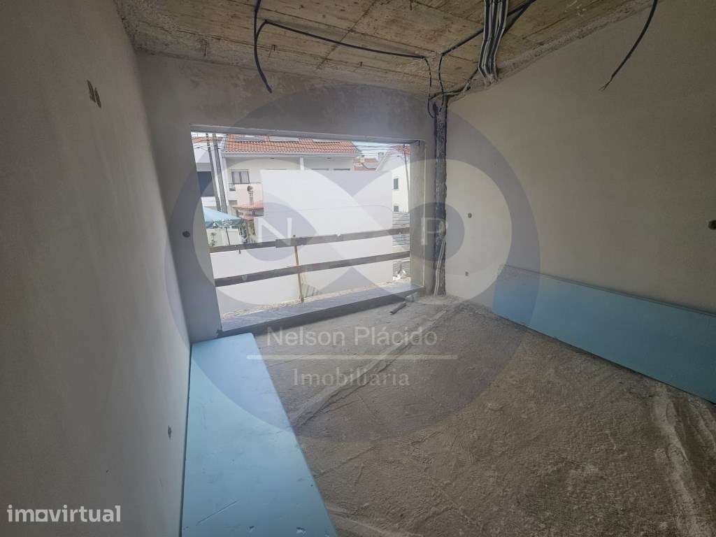 Em Construção - Moradias T3 - Grande imagem: 3/11