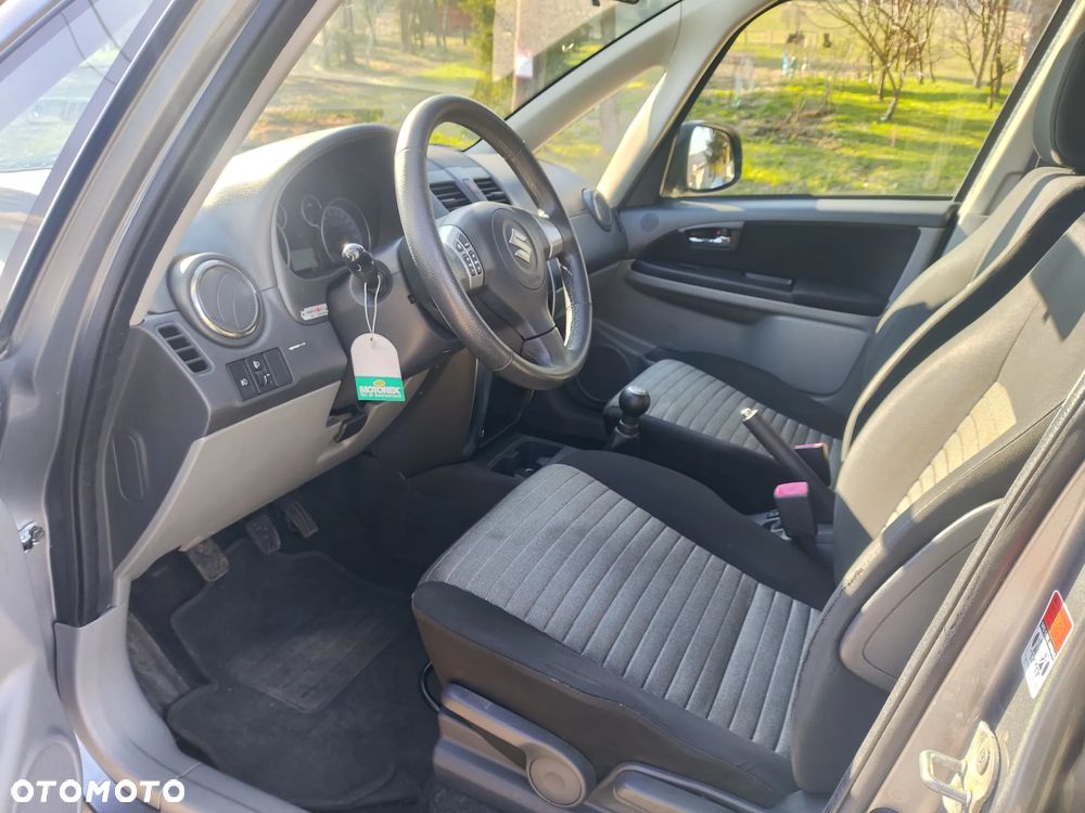 Suzuki SX4 1.6 VVT 4x4 Comfort - 12