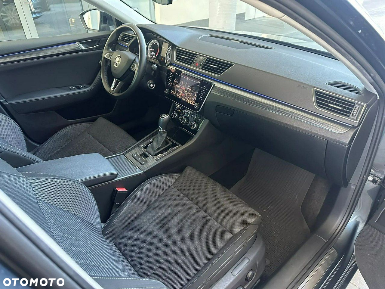 Skoda Superb 2.0 TSI Style DSG - 34