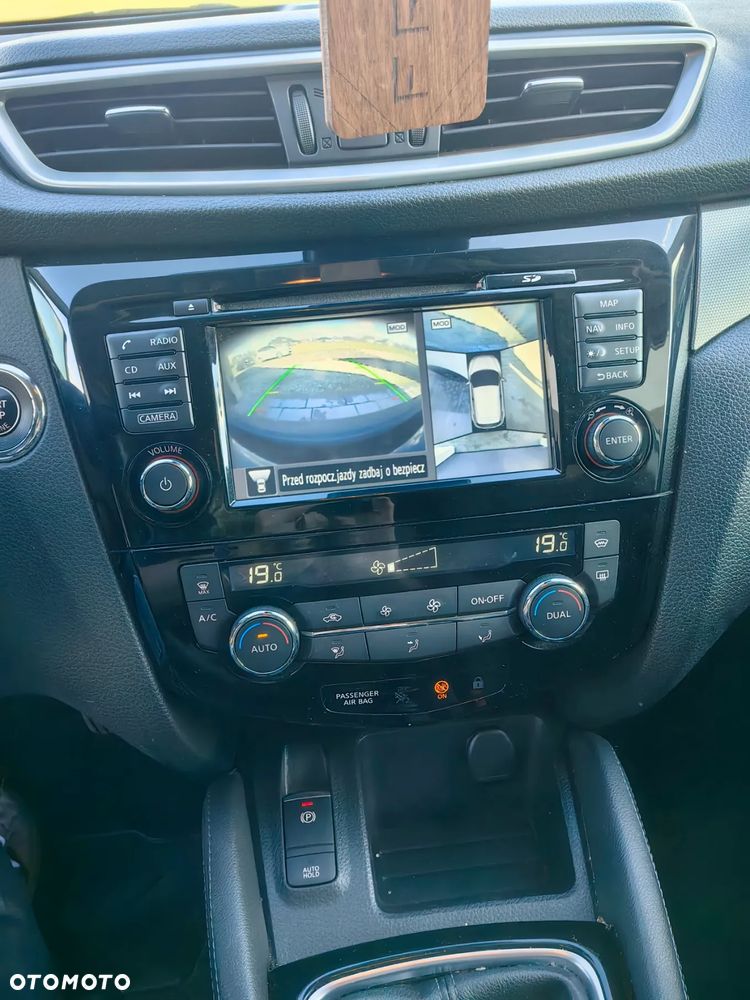 Nissan Qashqai 1.2 DIG-T N-Connecta EU6 - 6