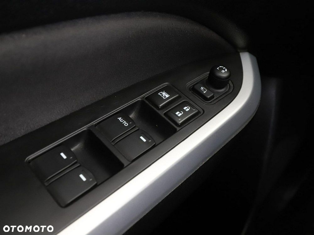 Suzuki Vitara 1.4 T Boosterjet S 4WD - 38