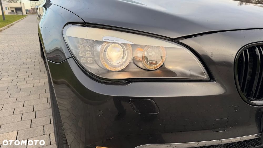 BMW Seria 7 730d - 25