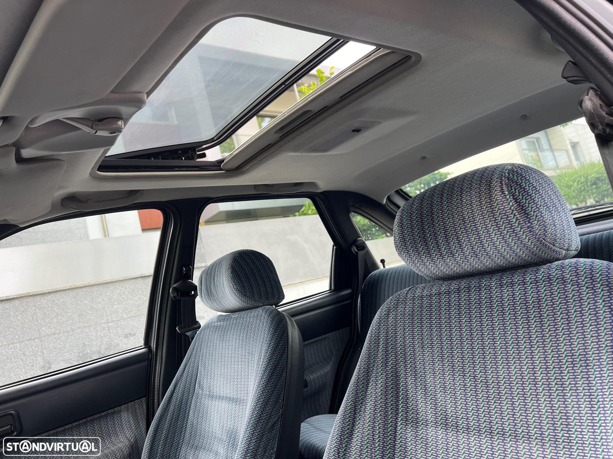 Ford Escort 1.3 CL - 9