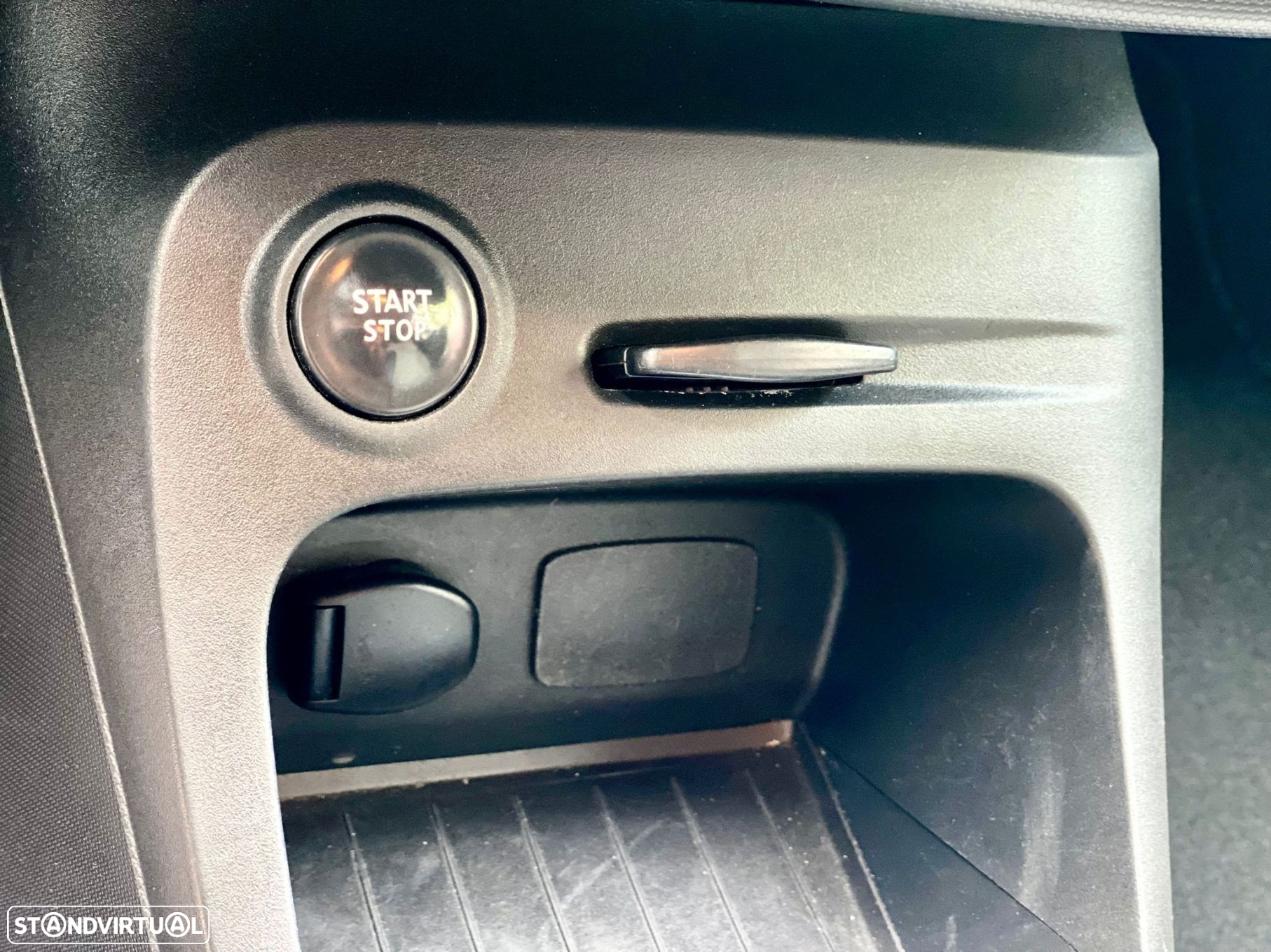 Renault Captur 1.5 dCi Exclusive - 24