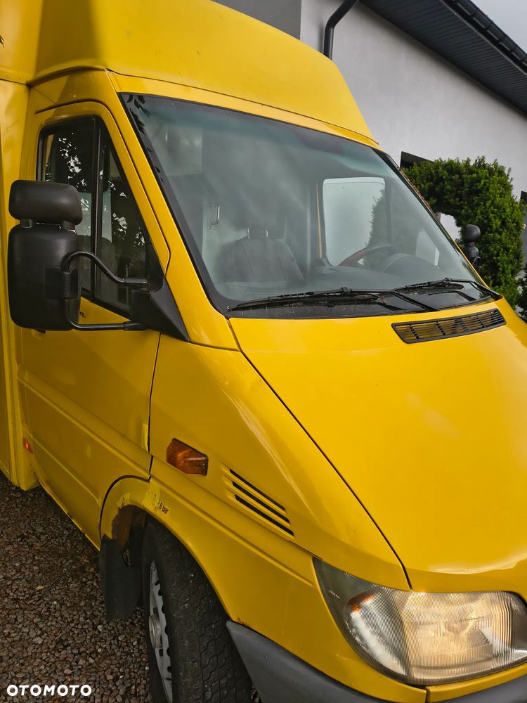Mercedes-Benz Sprinter - 9