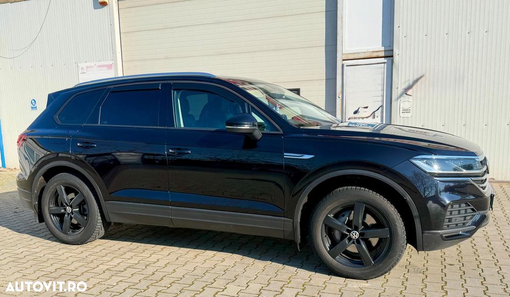 Volkswagen Touareg - 4