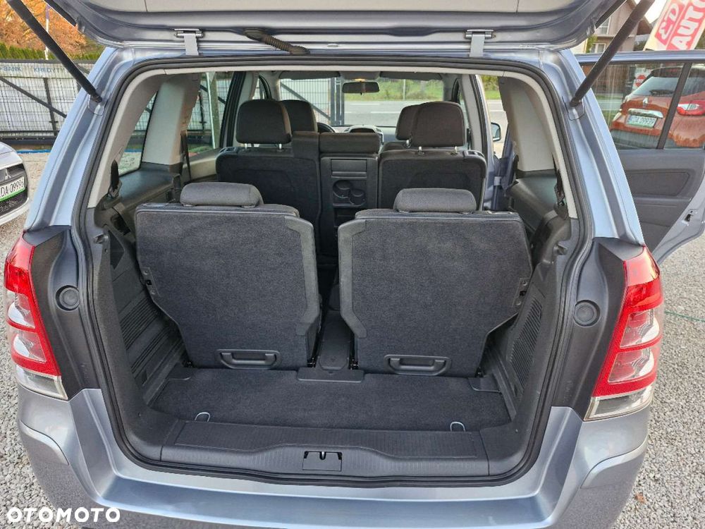 Opel Zafira - 18