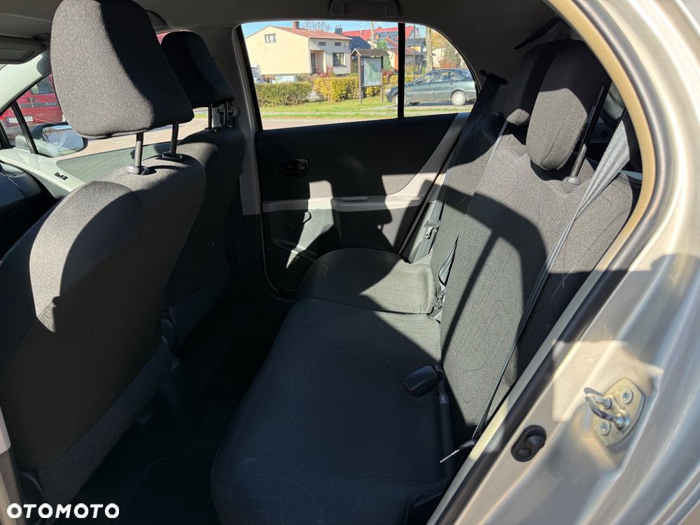 Toyota Yaris 1.33 Luna - 9