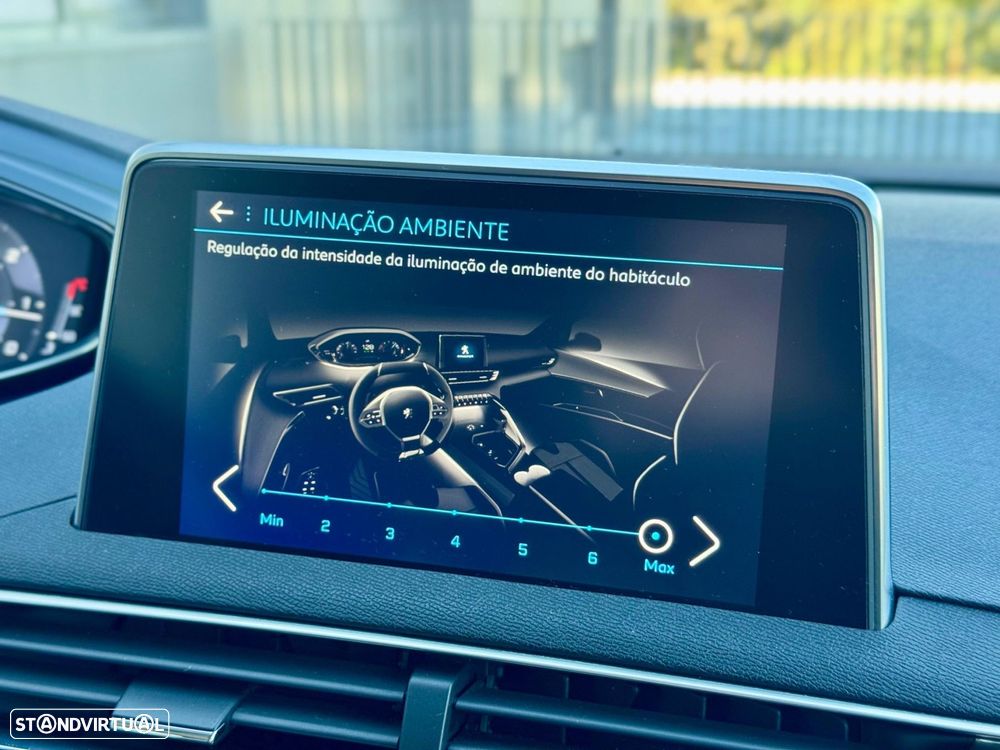 Peugeot 3008 1.6 BlueHDi Allure EAT6 J18 - 25