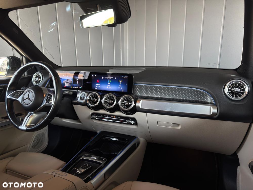 Mercedes-Benz GLB 200 d Progressive 8G-DCT - 22