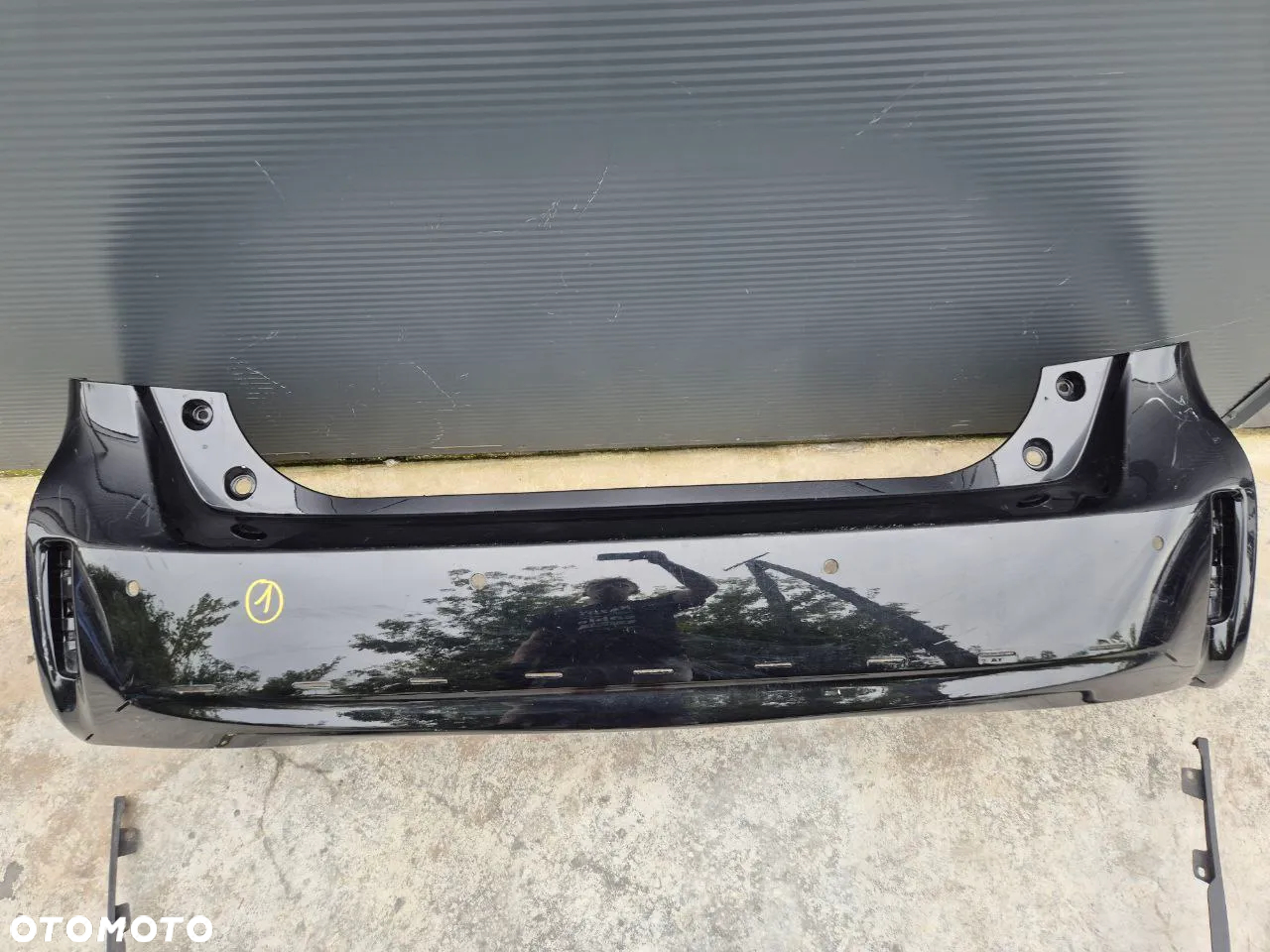 ORYGINALNY ZDERZAK/SPOILER TOYOTA PRIUS PLUS / V TYLNY - 2