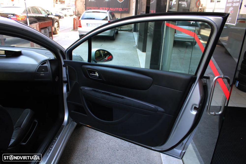 Citroën C4 2.0 HDi FAP VTS - 26