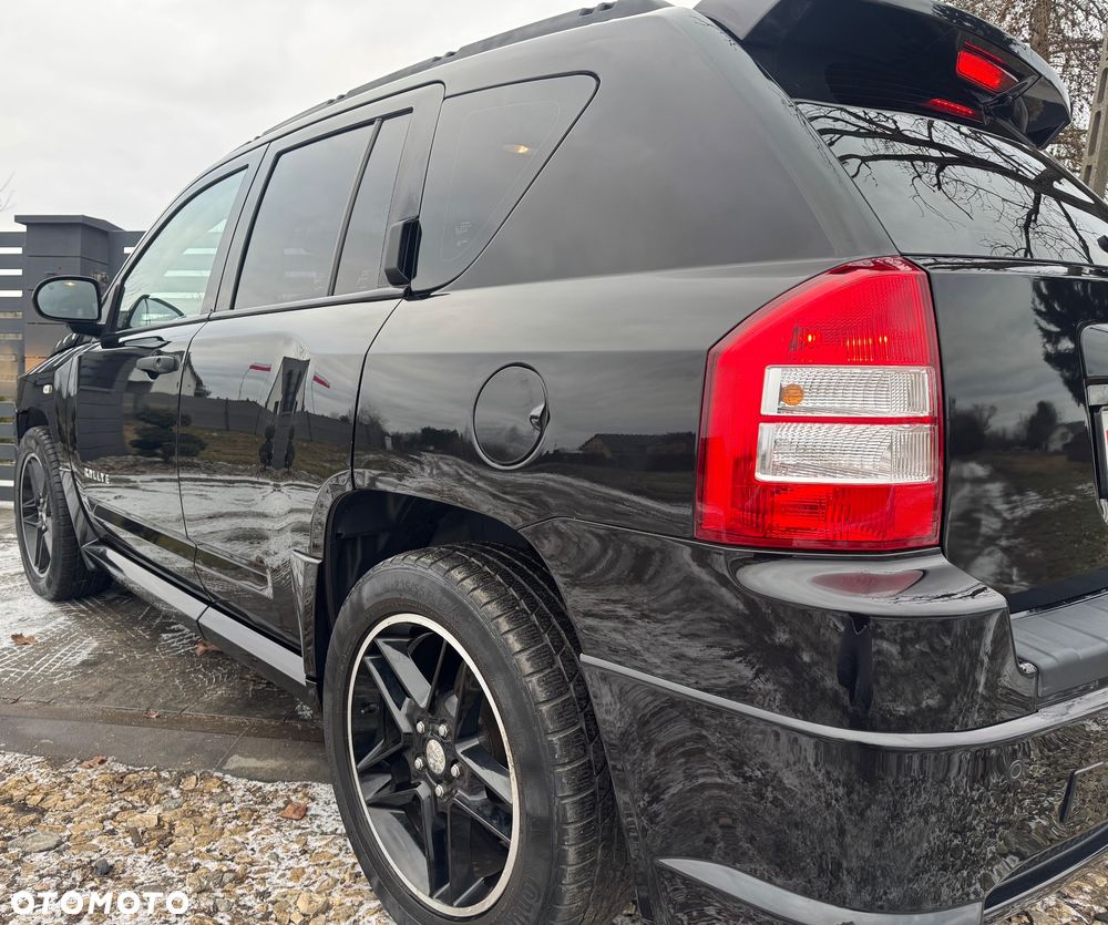 Jeep Compass 2.4I 4x4 Sport - 3