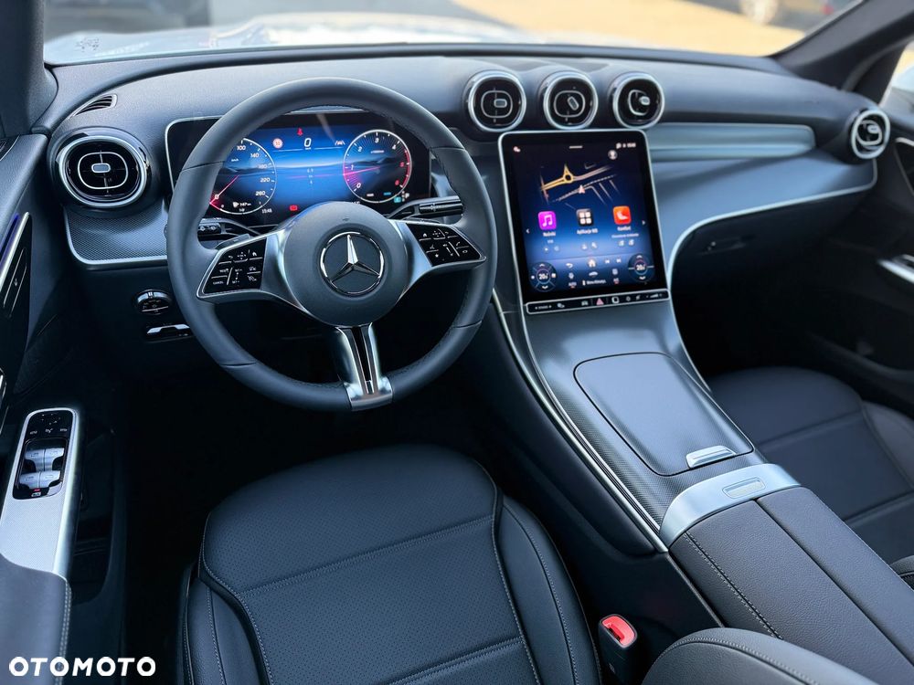 Mercedes-Benz GLC - 14