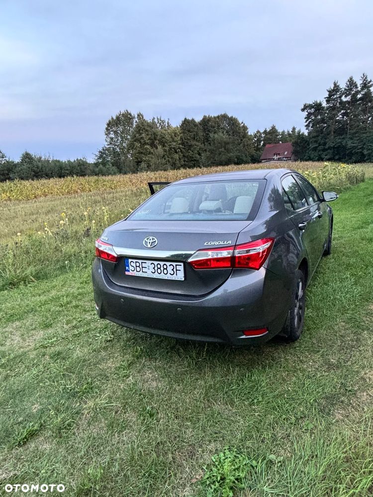 Toyota Corolla 1.6 Premium - 4
