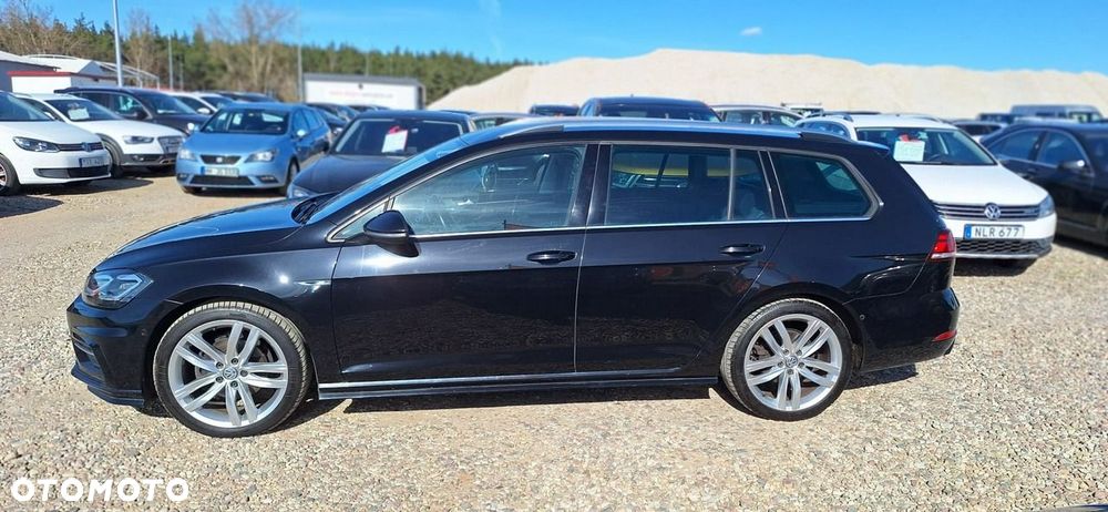Volkswagen Golf - 6