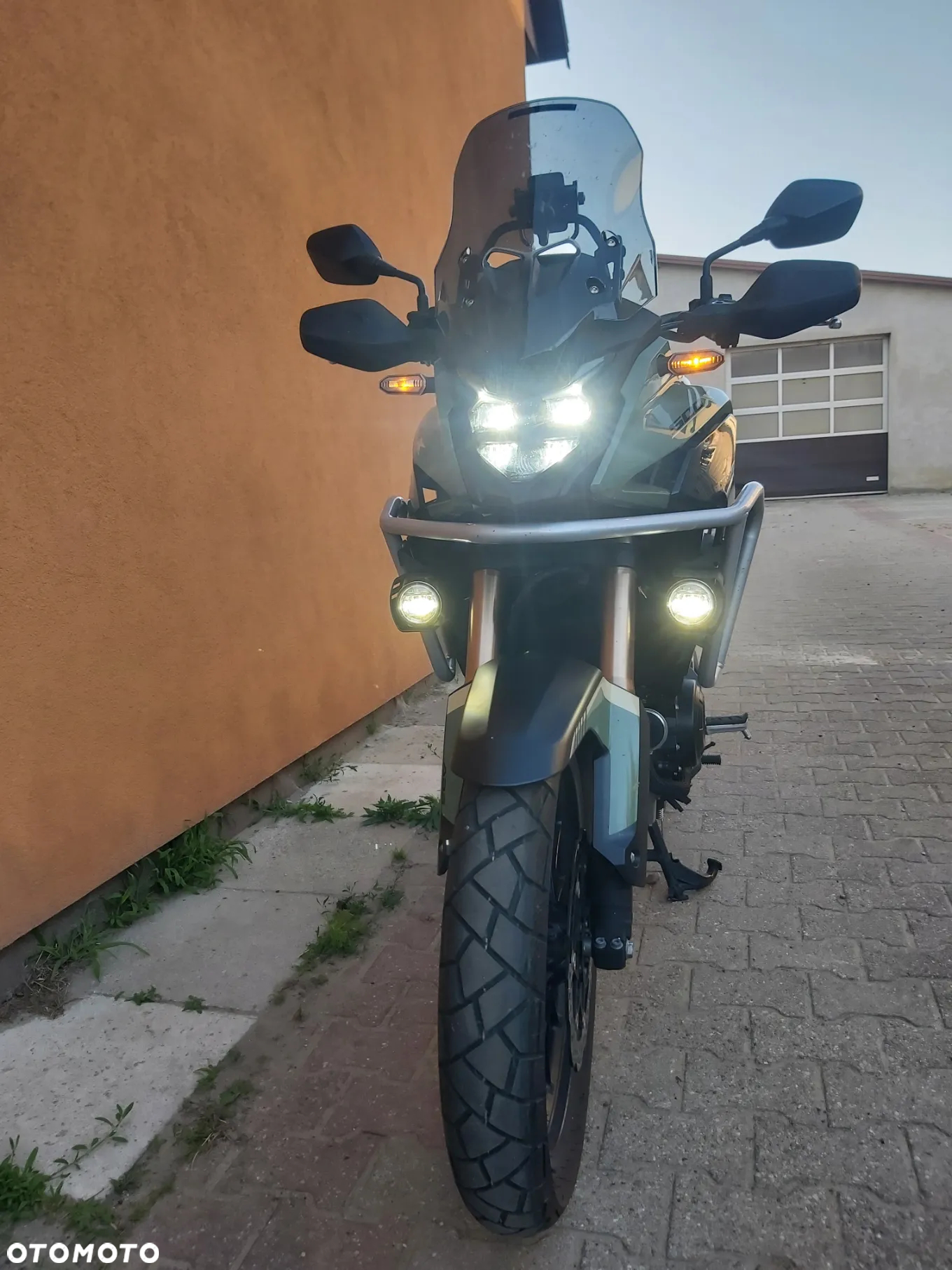 Honda CBR - 6