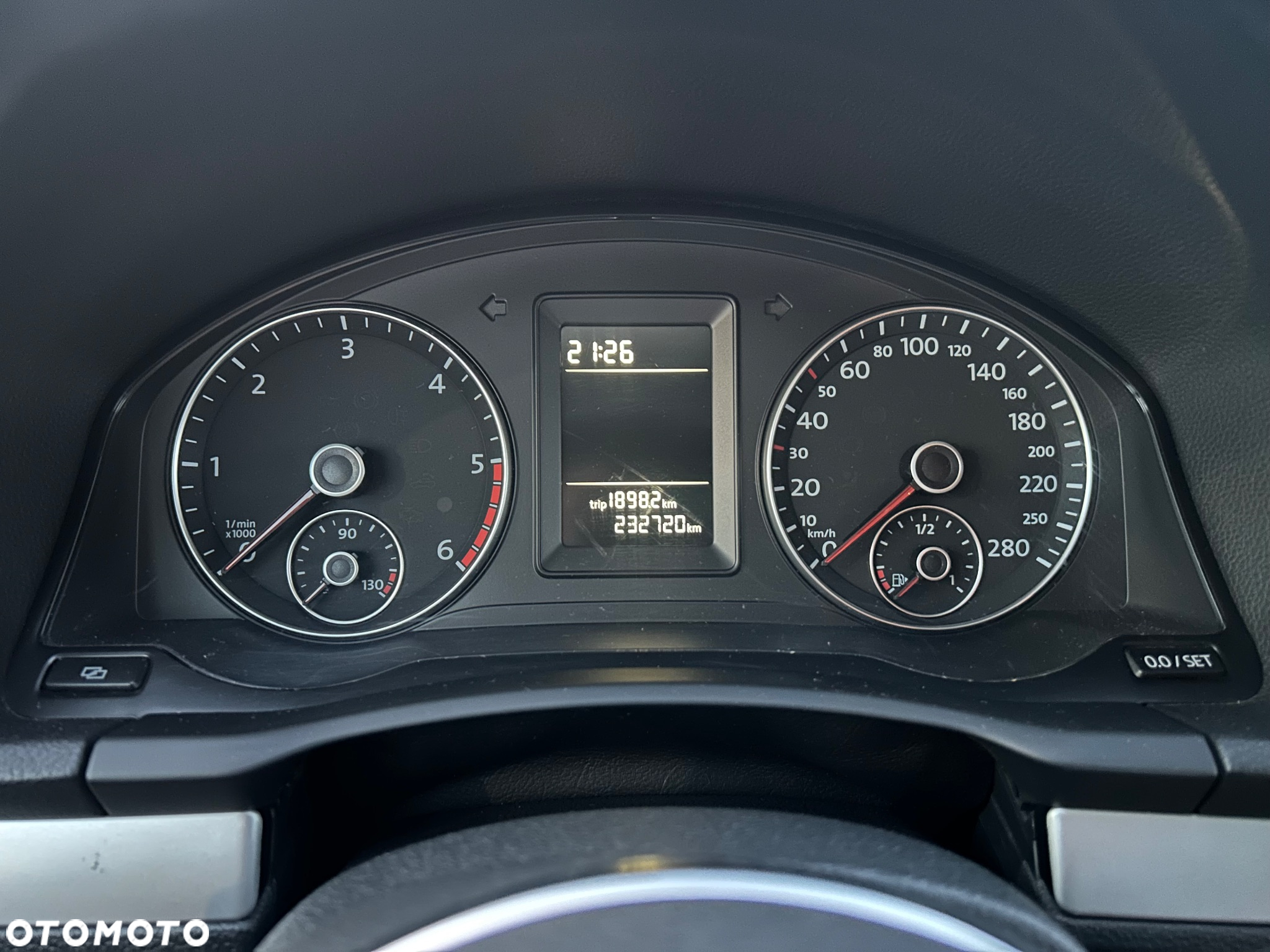 Volkswagen Scirocco 2.0 TDI - 13