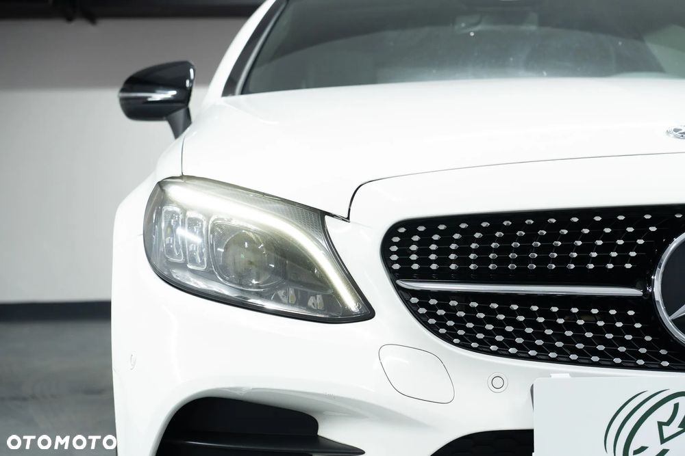Mercedes-Benz C-Class 2018 photo 5