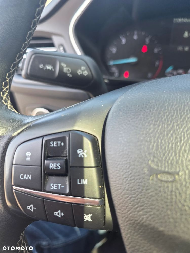 Ford Focus 1.5 EcoBoost Platinium X ASS - 9