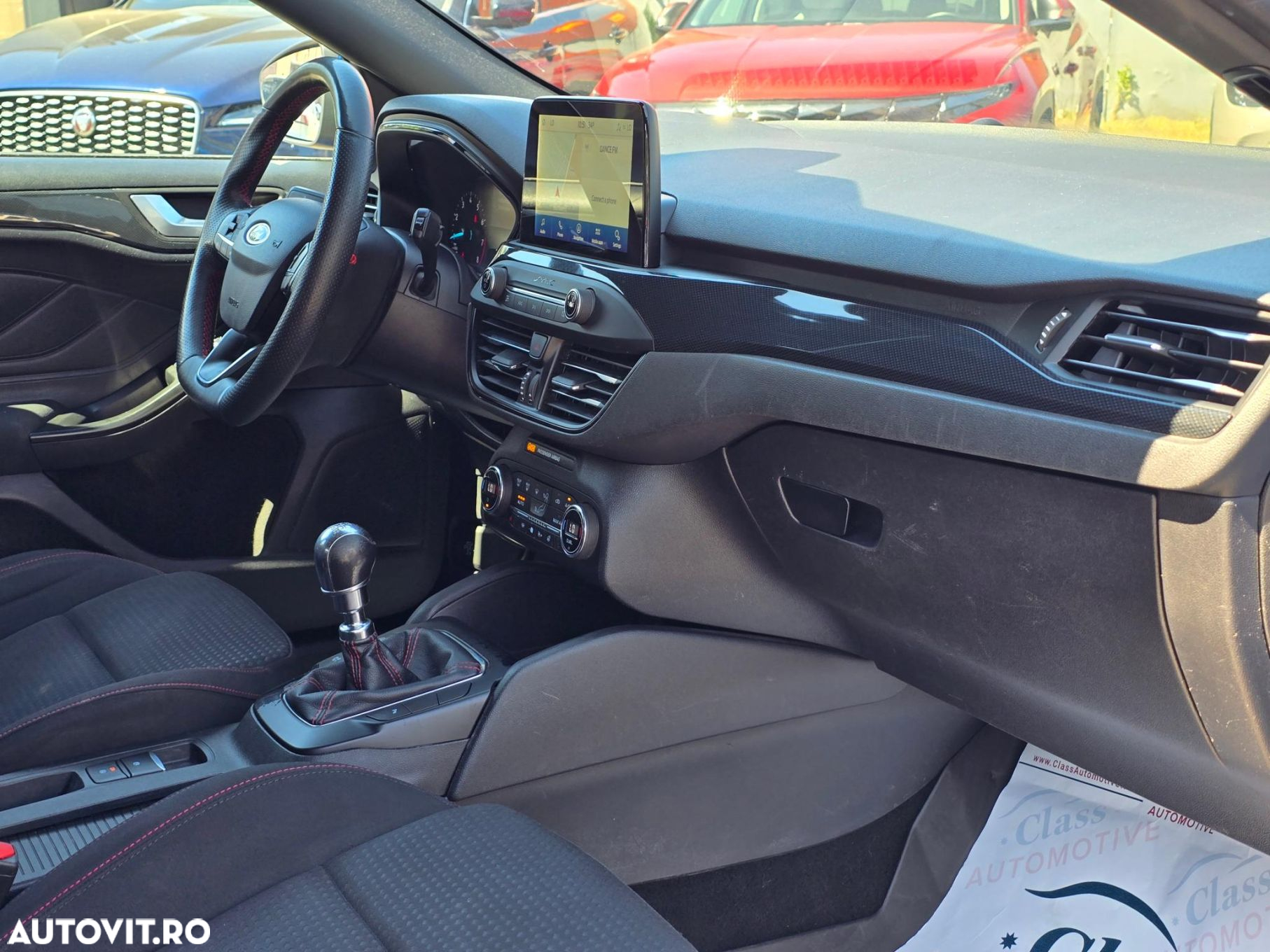 Ford Focus 1.0 EcoBoost ST-Line - 10