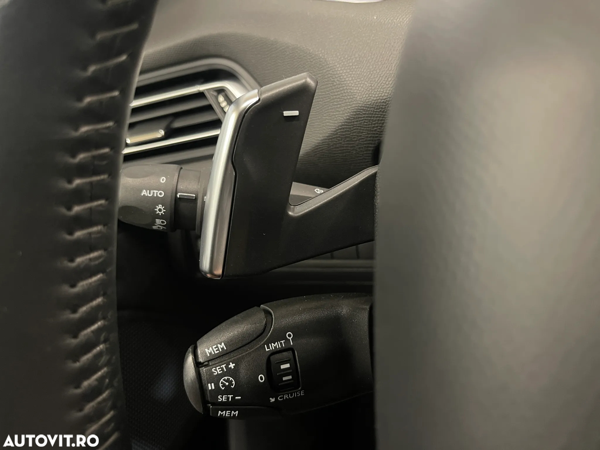 Peugeot 308 1.5 BlueHDi FAP STT EAT8 Active Pack - 18