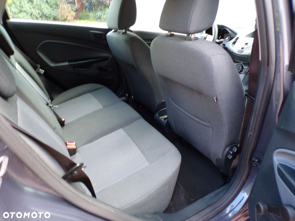 Ford Fiesta - 18