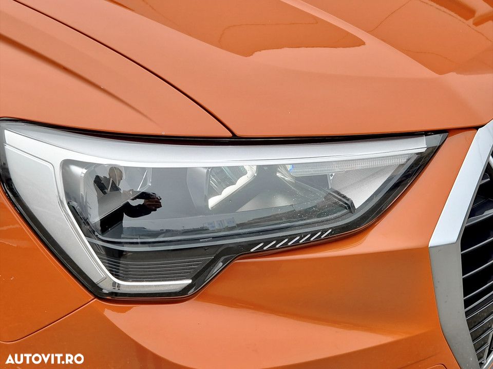 Audi Q3 2.0 40 TFSI S tronic quattro Advanced - 9