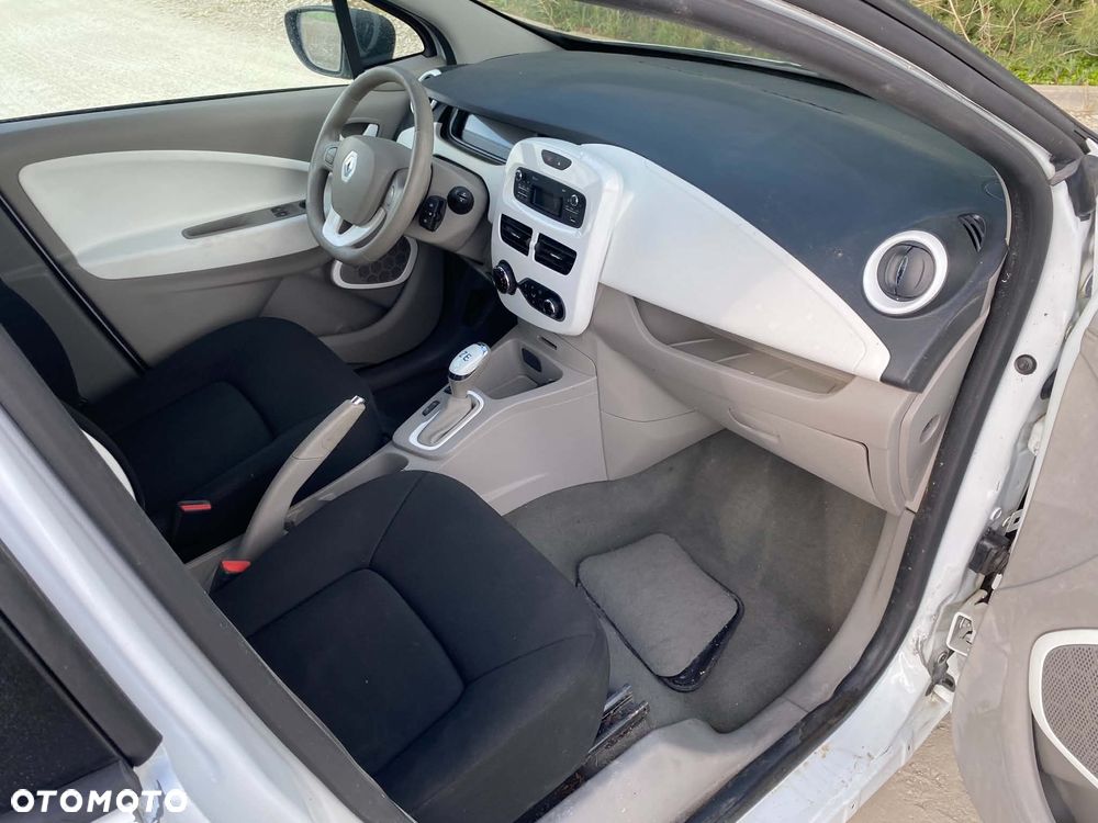 Renault Zoe - 11