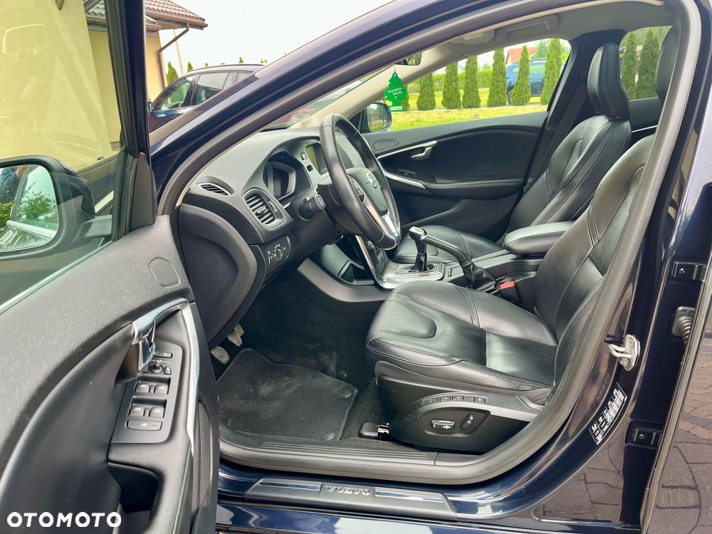 Volvo V40 D2 Momentum - 10