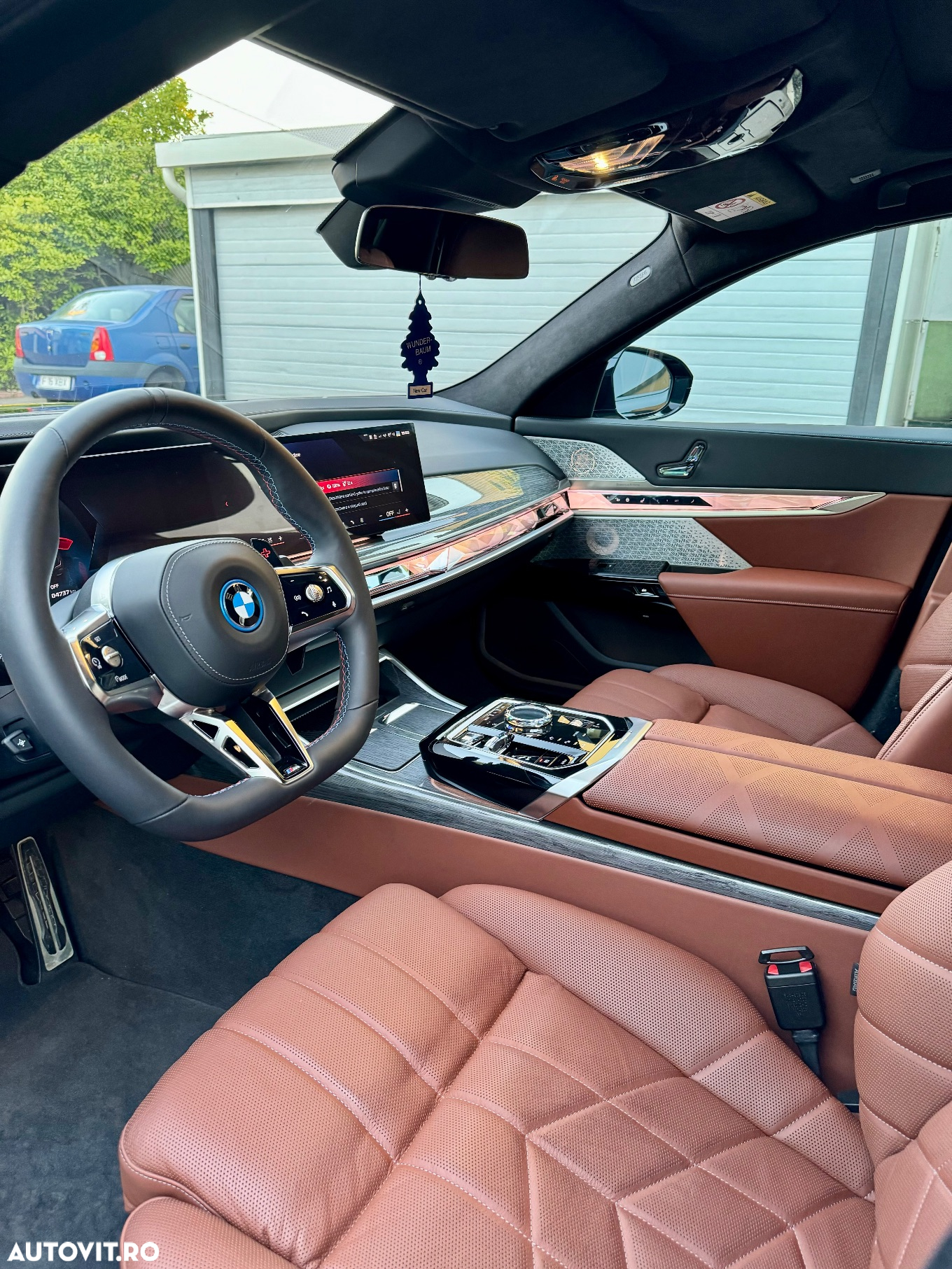 BMW M7 M760e xDrive AT PHEV - 12