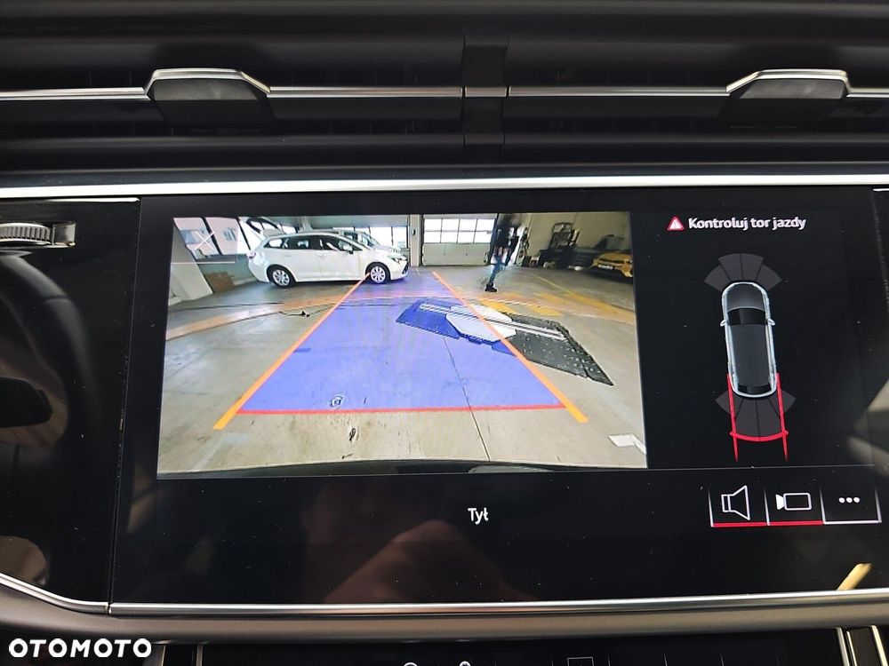 Audi Q8 - 19