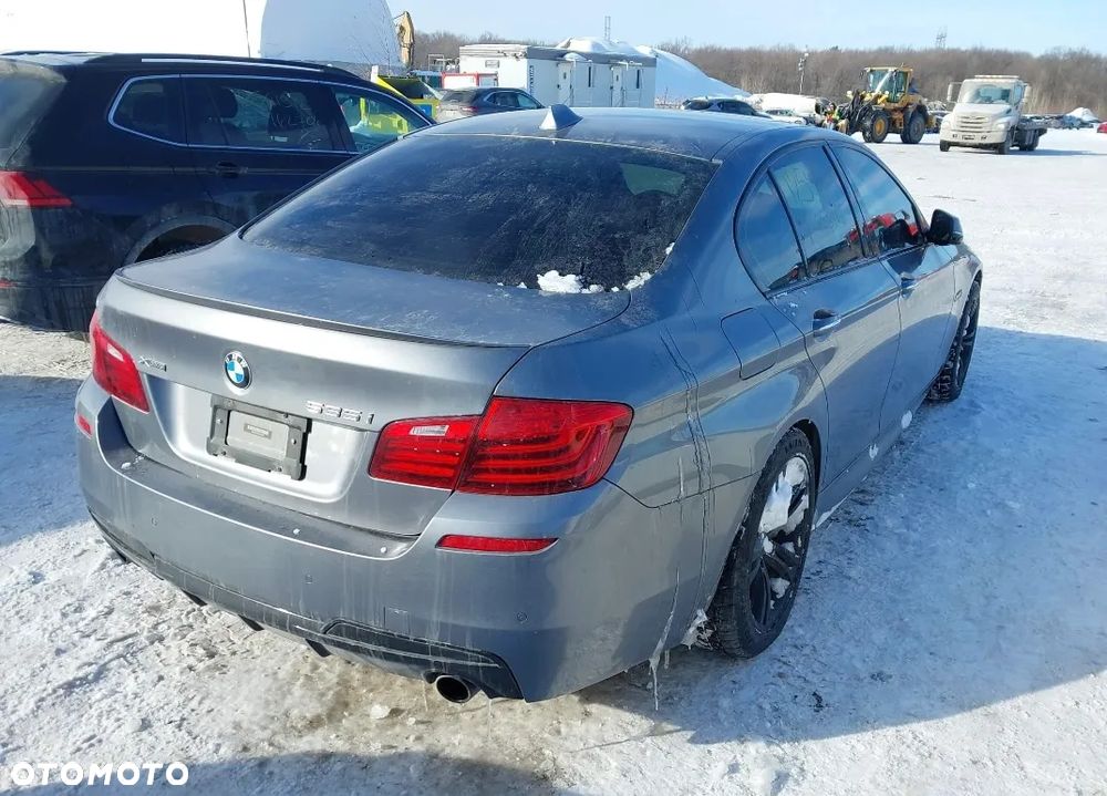 BMW Seria 5 - 35