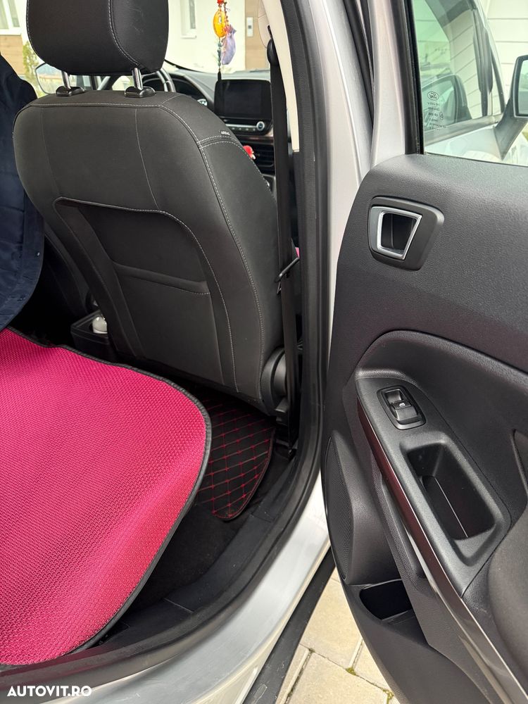 Ford EcoSport - 4