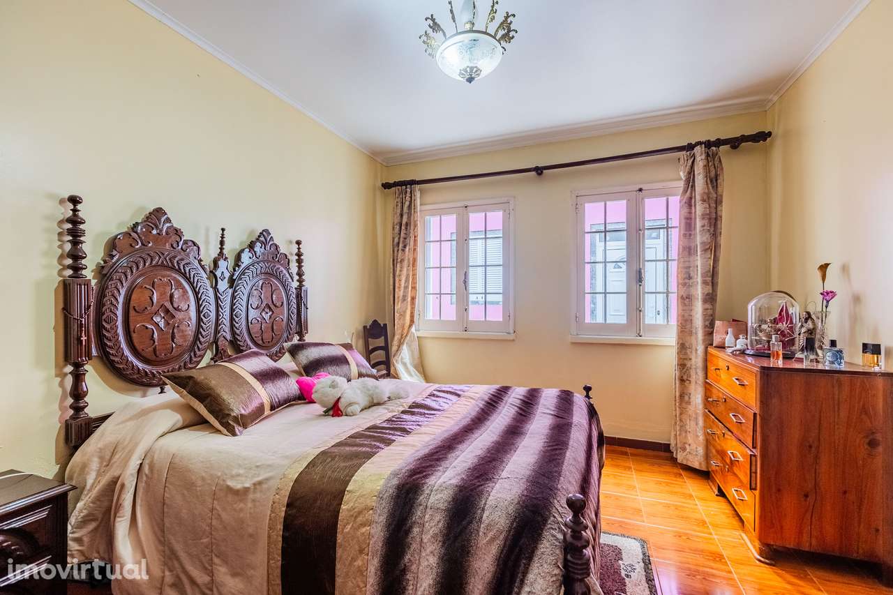 Moradia Geminada T4 - Ribeirinha - Grande imagem: 3/29