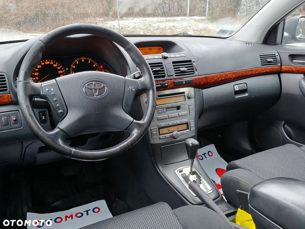 Toyota Avensis 2.0 VVT-i Automatik Executive - 6