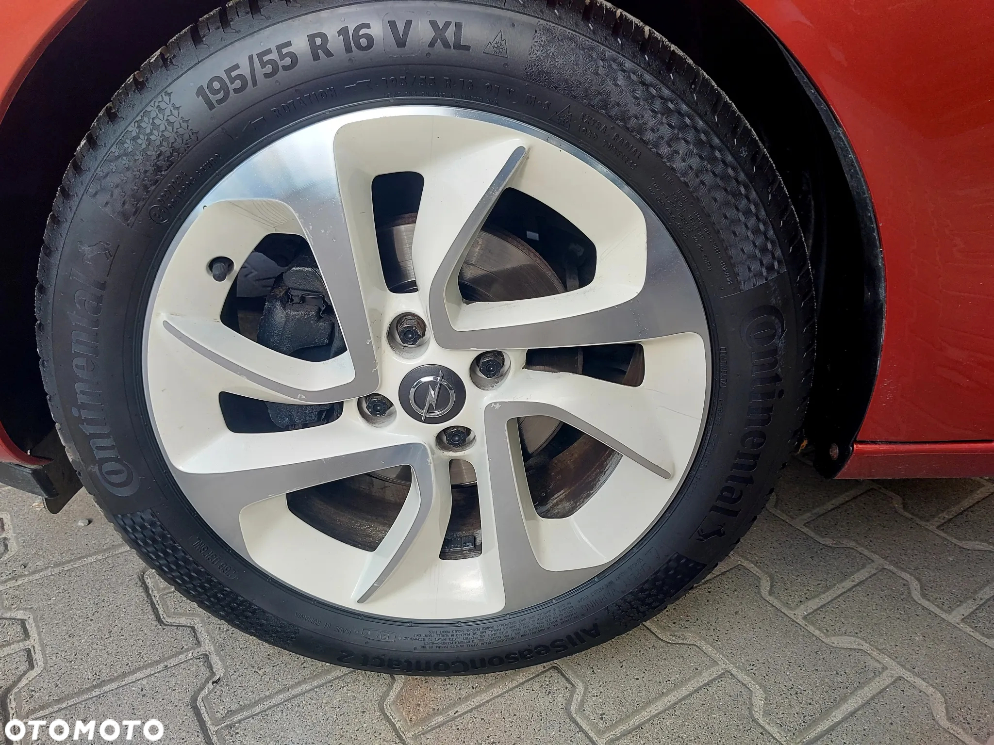 Opel Adam 1.2 120 Jahre - 16