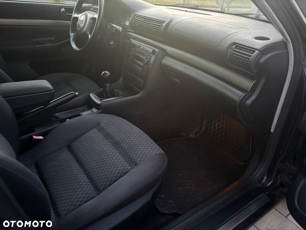 Audi A4 Avant 1.8T - 23