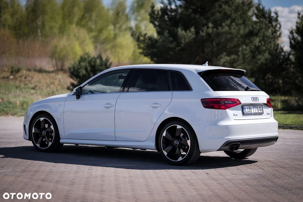 Audi A3 Sportback 1.4 TFSI S line Sportpaket - 3