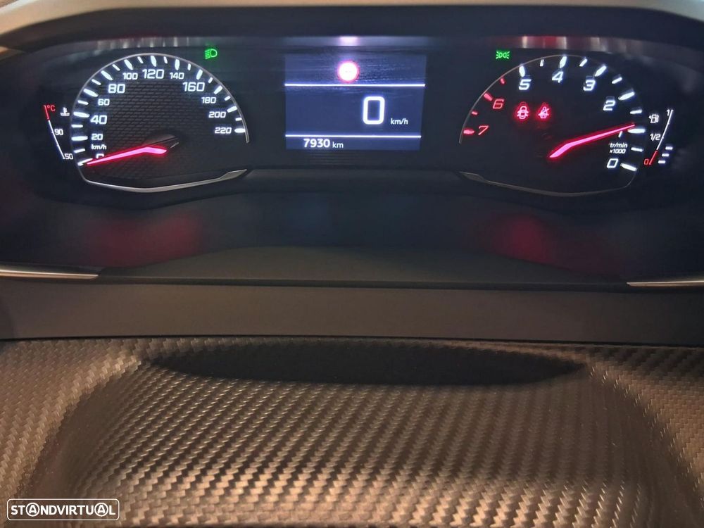 Peugeot 2008 1.2 Style - 18