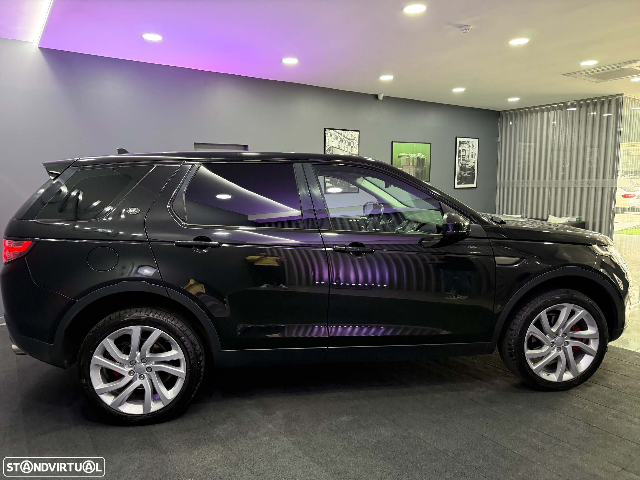 Land Rover Discovery Sport 2.0 TD4 HSE Auto - 13