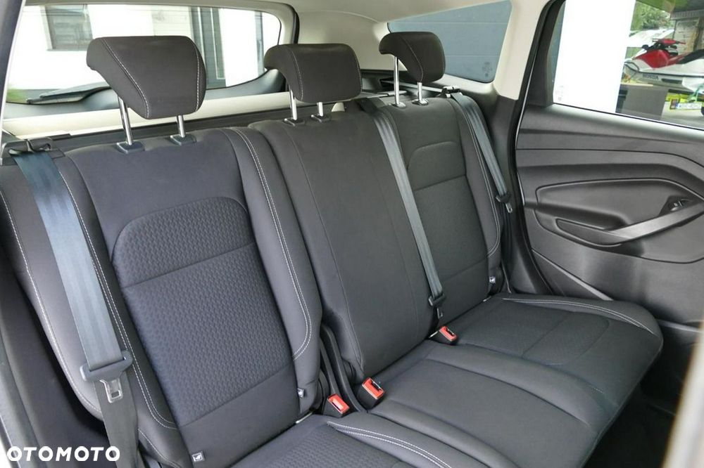Ford Kuga 1.5 EcoBoost 2x4 Titanium - 34