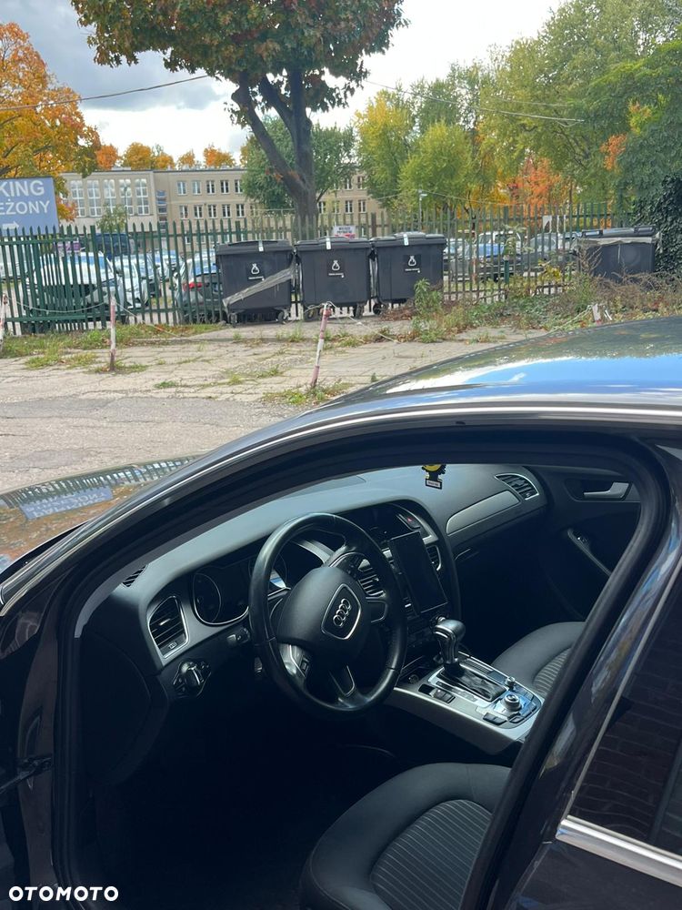 Audi A4 Limousine - 17