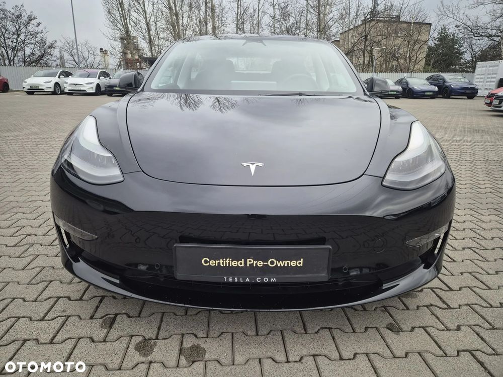 Tesla Model 3 Long Range AWD - 2