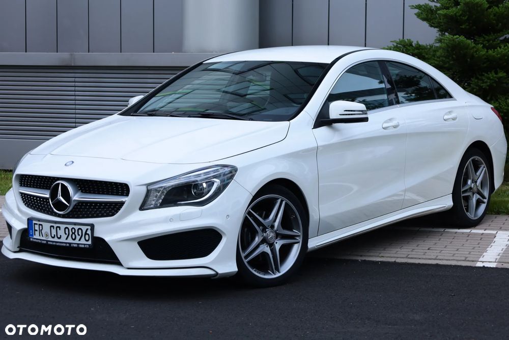 Mercedes-Benz CLA 180 AMG Line - 11