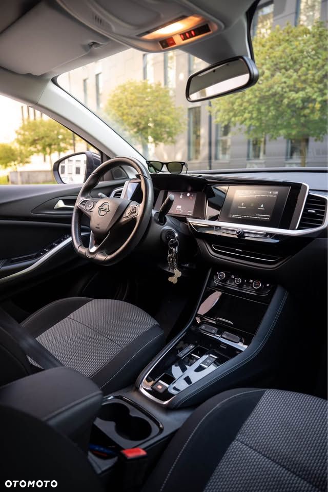 Opel Grandland 1.2 T Business Edition S&S - 3