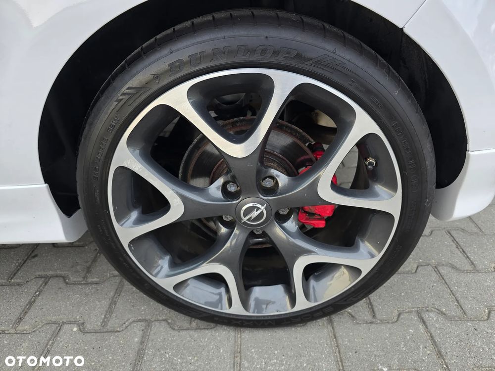 Opel Corsa 1.6 Turbo OPC Nürburgring Edition - 6