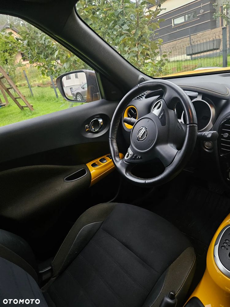 Nissan Juke 1.6 DIG-T N-Connecta 4WD Xtronic EU6 - 16